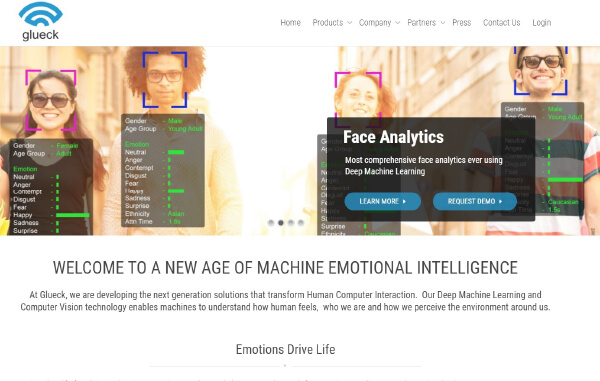 人の感情を総合的に読み取り分析するアルゴリズムや技術を開発している